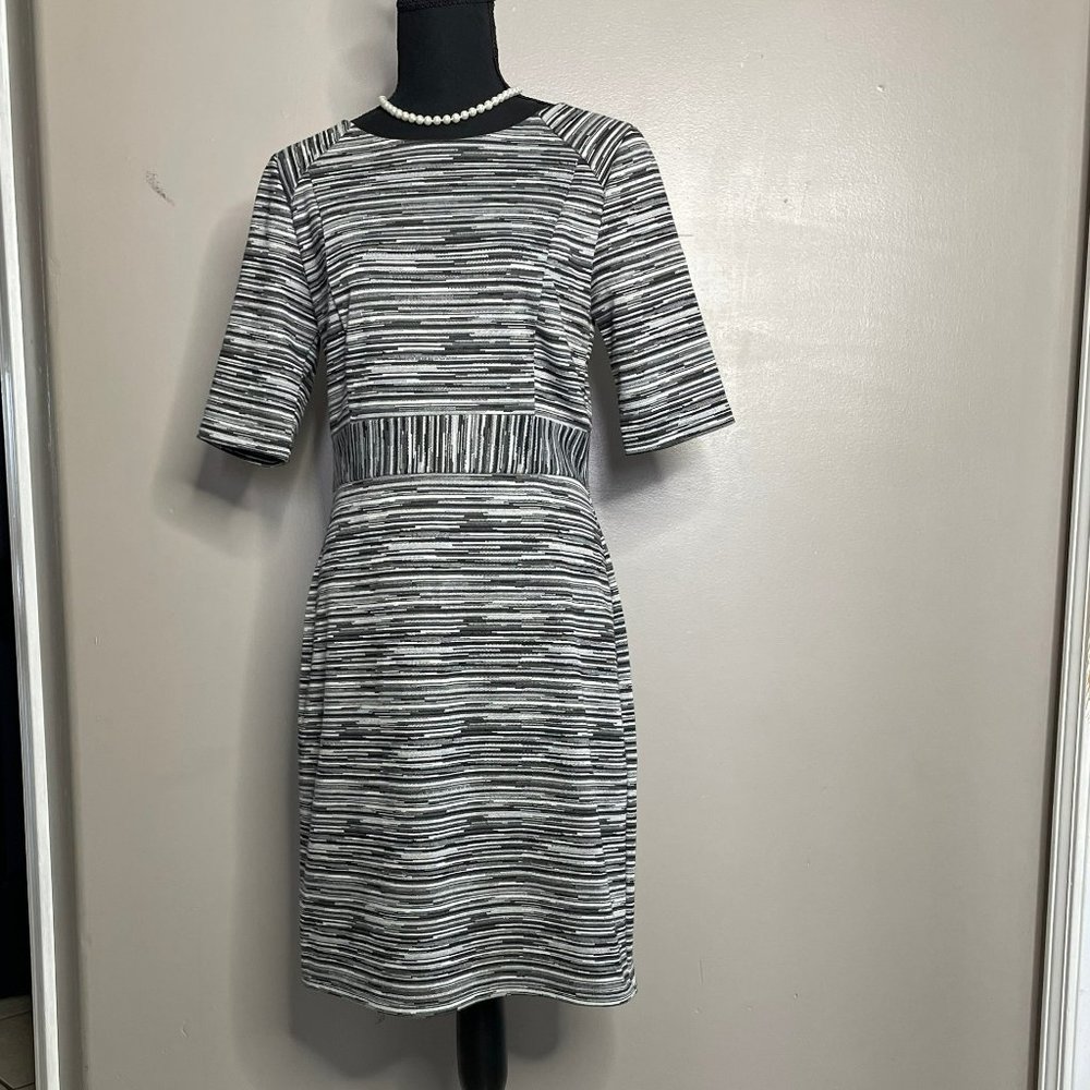 Loft Black/Gray/White Above Elbow Fitted Dress